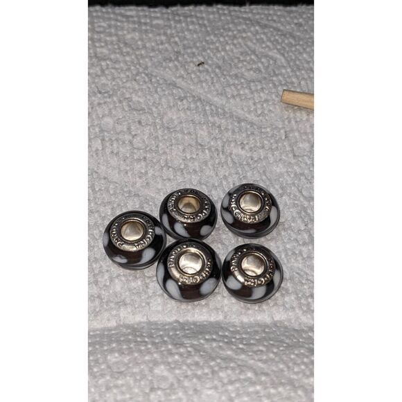 NEW SET OF 5 PANDORA MURANO BEADS - TRANSLUCENT PURPLE W/WHITE HEARTS - BEAUTIFU - Picture 3 of 3